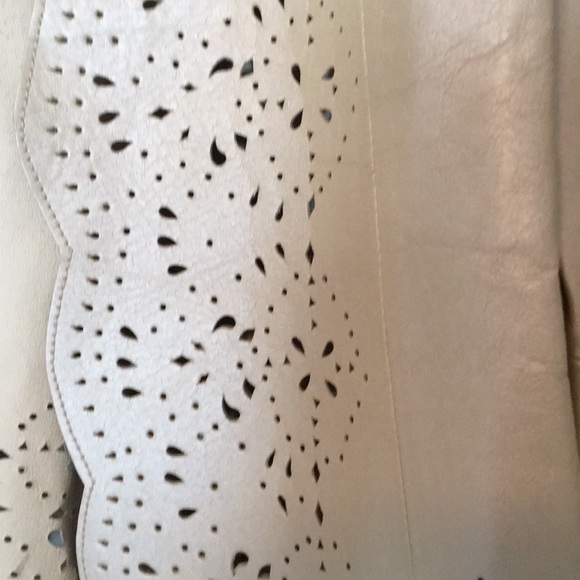 Leather jacket - Picture 2 of 3